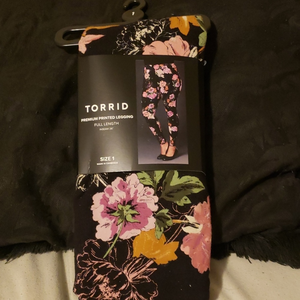 Torrid leggings